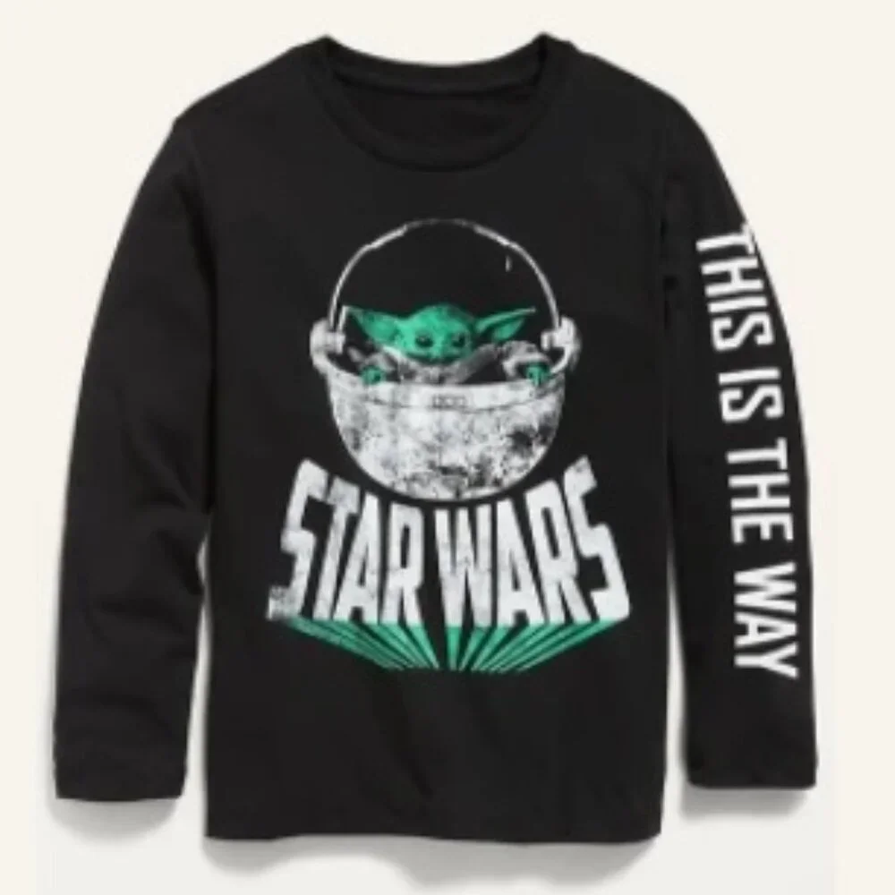 Boys Size Small 6/7 Old Navy Disney Star Wars Baby Yoda Long Sleeve Black Shirt